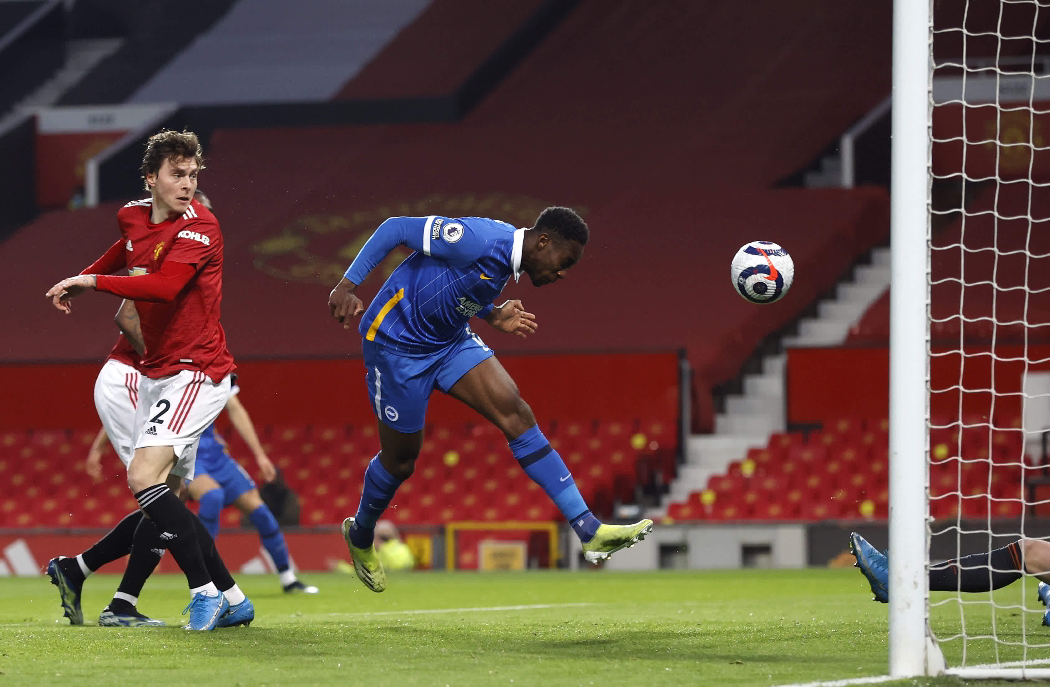 福布斯体育：勇士加入字母争夺战，可提供4首轮+追梦等筹码